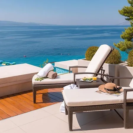 Villa Luxury Seafront Pride With Private Heated Pool At The In - Baska Voda