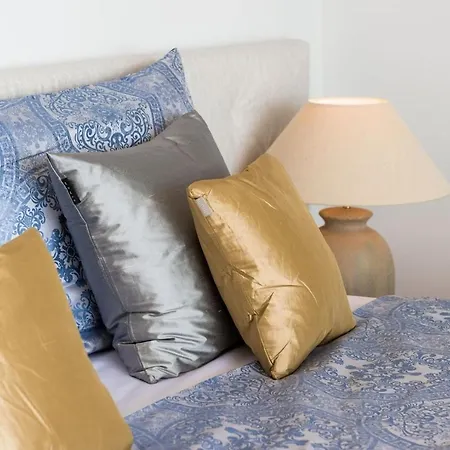 Luxury Seafront Pride With Heated Pool Brela