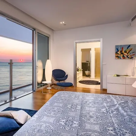 Villa Luxury Seafront Pride With Private Heated Pool At The In - Baska Voda