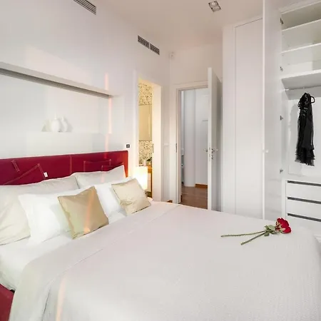 Luxury Seafront Pride With Private Heated Pool At The In - Baska Voda