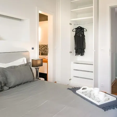 Luxury Seafront Pride With Private Heated Pool At The In - Baska Voda