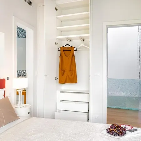 Villa Luxury Seafront Pride With Private Heated Pool At The In - Baska Voda Brela