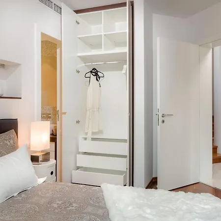 Luxury Seafront Pride With Private Heated Pool At The In - Baska Voda