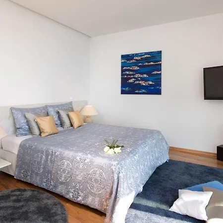 Luxury Seafront Pride With Private Heated Pool At The In - Baska Voda * Brela