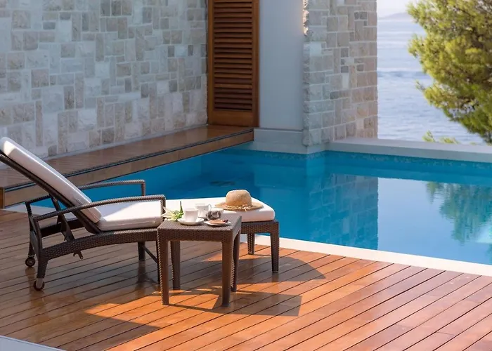 Luxury Seafront Villa Brela Pride With Heated Pool فيلة *