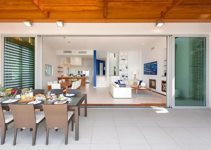 فيلة Luxury Seafront Villa Brela Pride With Heated Pool بريلا
