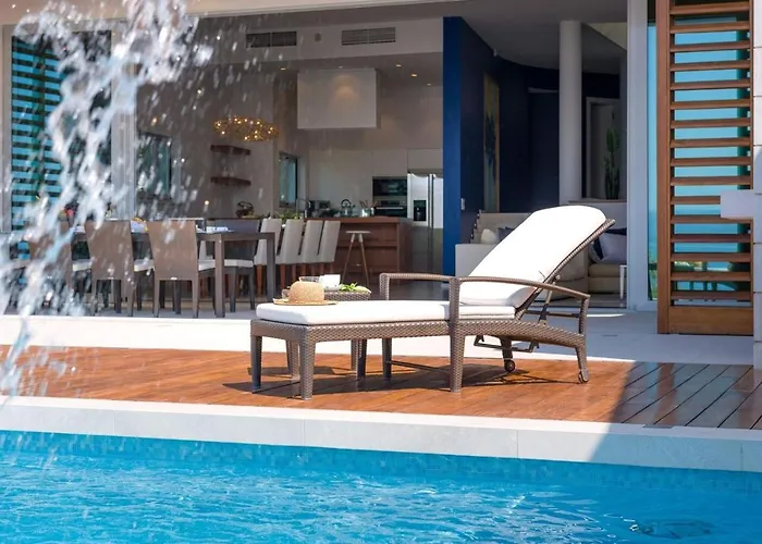Luxury Seafront Villa Brela Pride With Heated Pool فيلة بريلا